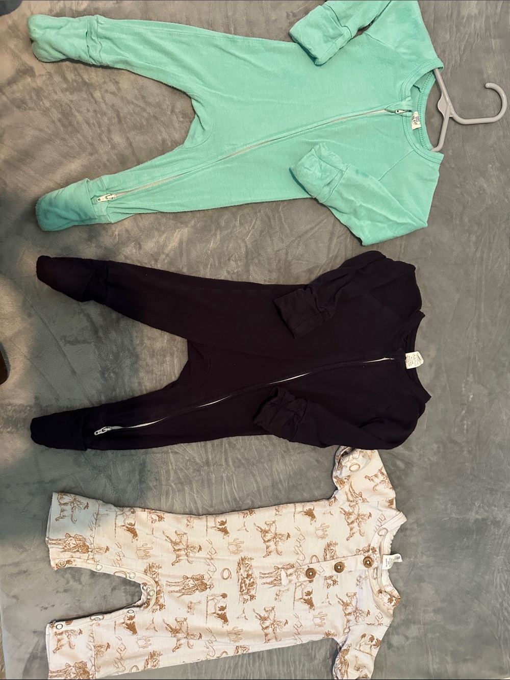 5/$25 bamboo footie bundle